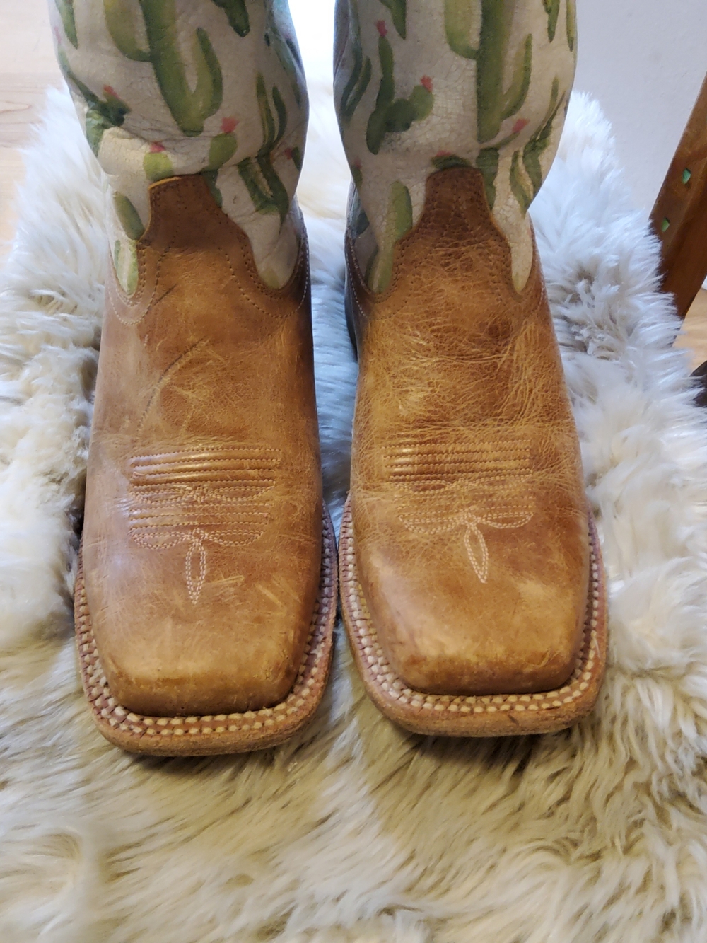 Ariat Brown and Green Cactus Embroidered Cowboy Boots - Picture 10 of 16